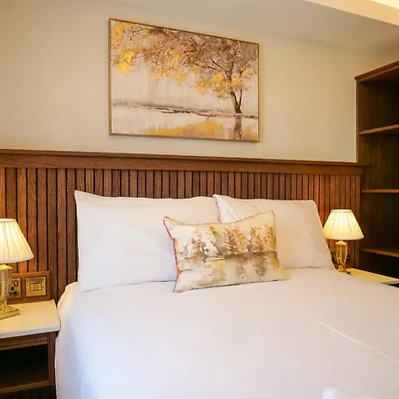 Guest house Experience At Main Street - 3 *