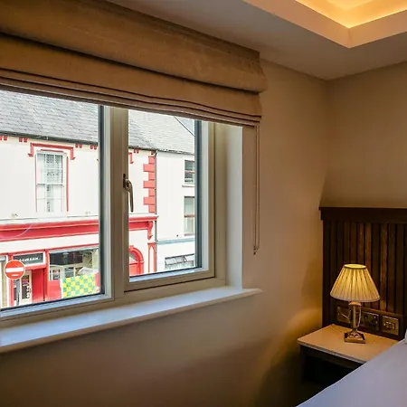 Guest house Experience At Main Street - 3